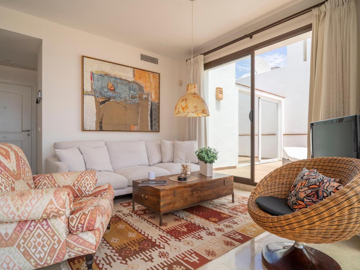 Sanders Alcaidesa - Great Two-Bedroom Apartment With Terrace Екстериор снимка