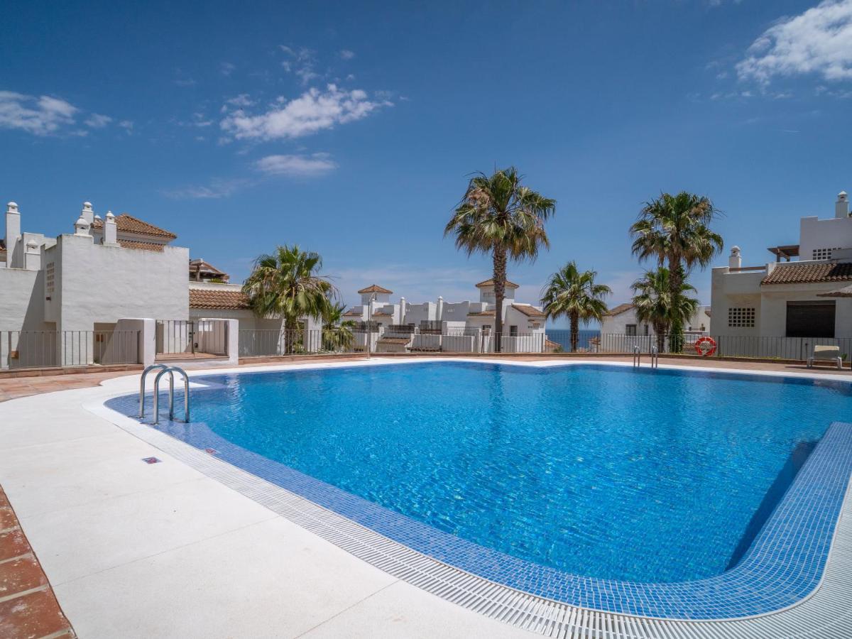 Sanders Alcaidesa - Great Two-Bedroom Apartment With Terrace Екстериор снимка